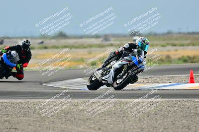 media/Apr-18-2025-TrackDaz (Fri) [[45f5874c44]]/B Group/Session 2 (Turn 7)/